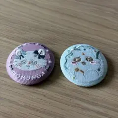 ちいかわ 刺繍缶バッチ 2種セット モモンガ - メルカリ