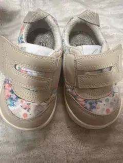 Item thumbnail for item 6a4aa4db-39d9-4842-a558-0a90b3b915d6