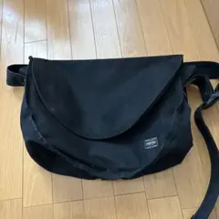 廃盤】PORTER STAIN 大容量 メッセンジャーバッグ A4 - メルカリ