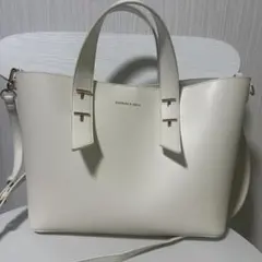 CHARLES & KEITH ショルダーバッグ ホワイト