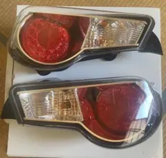 スバルXVインプレッサスポーツ GPチューブLEDテール レッド/スモークレンズ スバルXVインプレッサスポーツ GPチューブLEDテール レッド/スモーク