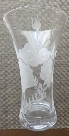 新品　未使用　Royal Albert ガラス花瓶 ローズ柄 フラワーベースのサムネイル