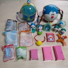 グリコ おまけ ドラえもんランチボックス 1981年 昭和レトロ - メルカリ