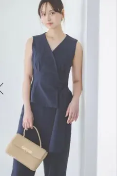 SNIDEL ペプラムベストトップス& ハイウエストストレートパンツ　セット