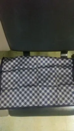 BURBERRY ネイビー チェック柄 ハンカチのサムネイル