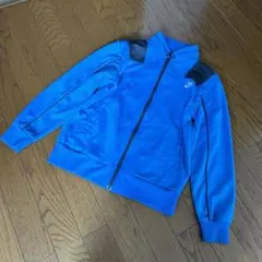 NIKE 150センチ　ジャンパー