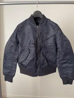 UNIQLOネイビー MA-1ジャケット レディース