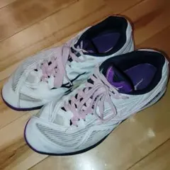 Mizuno ウェーブメダル7 女性用 卓球シューズ 24.5cm