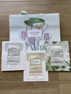 Flora Notis JILLSTUART