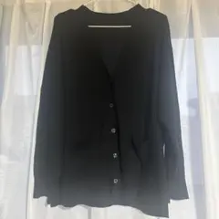 ブラックボタン付きカーディガン GU