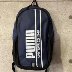 PUMA リュック　紺　ネイビー