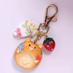 【ウォーリーストーン☆とらちぃ】ハンドメイド　猫　茶トラ　かわいい　お守り　縁起