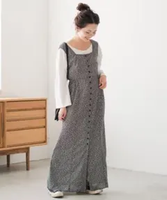 Kastane 単色花柄ボタンワンピース