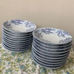 陶器製皿セット 20枚白地に青模様