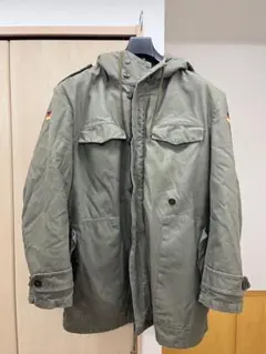 ドイツ軍実物　オリーブグリーン フード付きミリタリージャケット