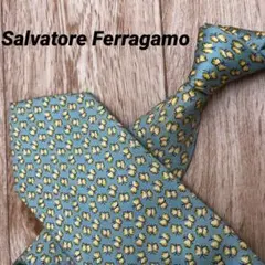 ✨極美品✨Salvatore Ferragamo ネクタイ 蝶々柄 ブルー系