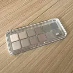 CLIO プロアイパレットエアー 03