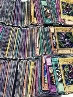 と*ろ様 遊戯王OCG カード まとめ売り369枚 ブラック・マジシャン含む