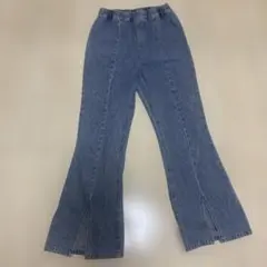 スリット入り フレアデニムパンツのサムネイル