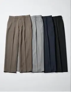 UNIQLO :C スラックス ブラウン Mサイズのサムネイル