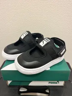 PUMA キッズ サンダル　黒　13cm