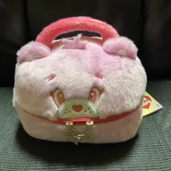 ケアベアぬいぐるみ バニティポーチ ピンク色です。