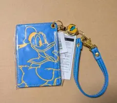 ディズニー ドナルド リール付き パスケース