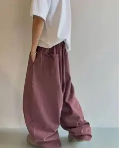 新品未使用 赤紫色 ワイドパンツ ゴムウエスト　ビックサイズ