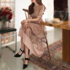 【XL】オーバーレースフレアワンピース《ピンクベージュ》