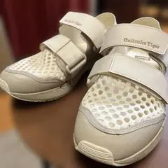 Item thumbnail for item e2ea3116-a123-44a0-aff3-1624376c8127