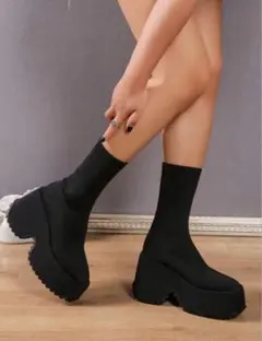 SHEIN厚底ソックスブーツ 黒 24.0