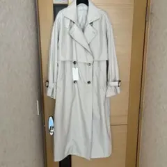 アイボリー薄手トレンチコート