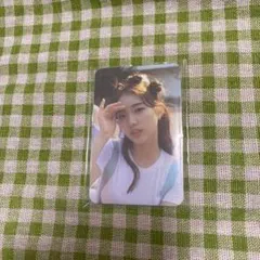LOONA 今月の少女 chuu チュウ heartattack 初版 トレカ - メルカリ