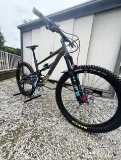 極上】Mondraker Summum Carbon Pro Team FOX - メルカリ