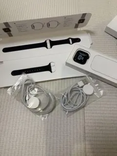 【値引き済】Apple Watch SE 本体 充電ケーブル2本付き