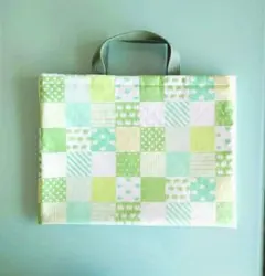 レッスンバック入園入学　グリーン系パッチワーク柄　裏キルティング　 ハンドメイド