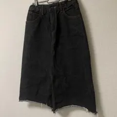 黒デニムタイトスカート