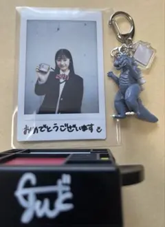藤本唯千夏　サイン入りメジャー、チェキ、かいじゅうキーホルダー 藤本唯千夏さん サイン入りメジャー サイン入りチェキ かいじゅう