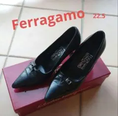 ～3/8限定 Ferragamo ブラック ポインテッドトゥパンプス 22.5