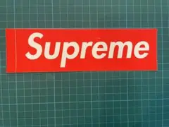 Supreme ロゴステッカー 赤