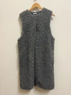 Freda グレー ボア ノースリーブベスト