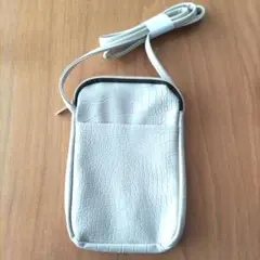 ★新品未使用★　スマホショルダーバッグ