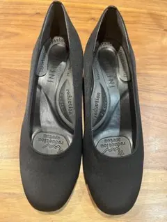 Item thumbnail for item 4428ca6b-a222-477f-b5d3-59c6f6b6575d