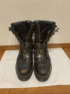 Item thumbnail for item 4aabf2e7-7ba3-4288-9718-fe606fad33e5