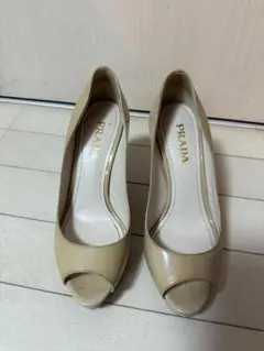 PRADA ベージュ オープントゥ ハイヒール 35