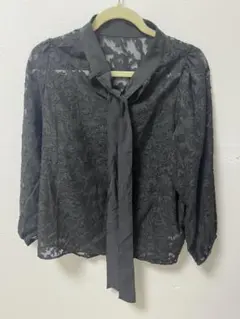 キャミ付き花柄シアーボウタイブラウス