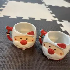 サンタクロースデザインの小型カップセット