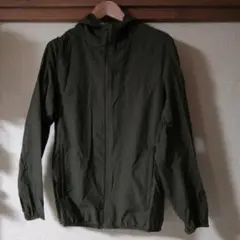 UNIQLO フード付きマウンテンパーカー Sサイズ オリーブ
