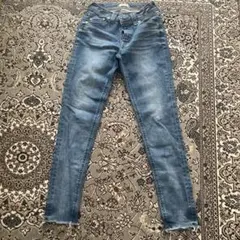 YANÜK ヤヌークパトリシアアンクル スキニーデニム