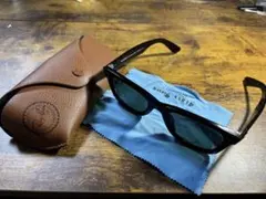 [美品]Ray-Ban Wayfarer sunglasses ブラック